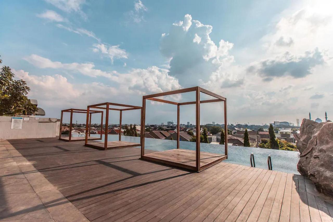 Redliving Apartemen Grand Kamala Lagoon - Pekayon Tower Barclay North Bekasi Exterior photo